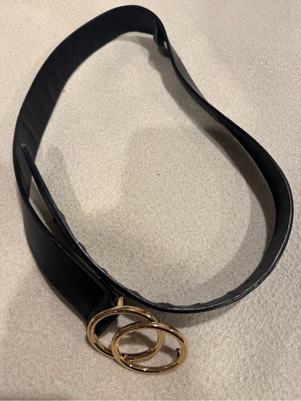Black Leather Women's Belt with Gold Double-Ring Buckle